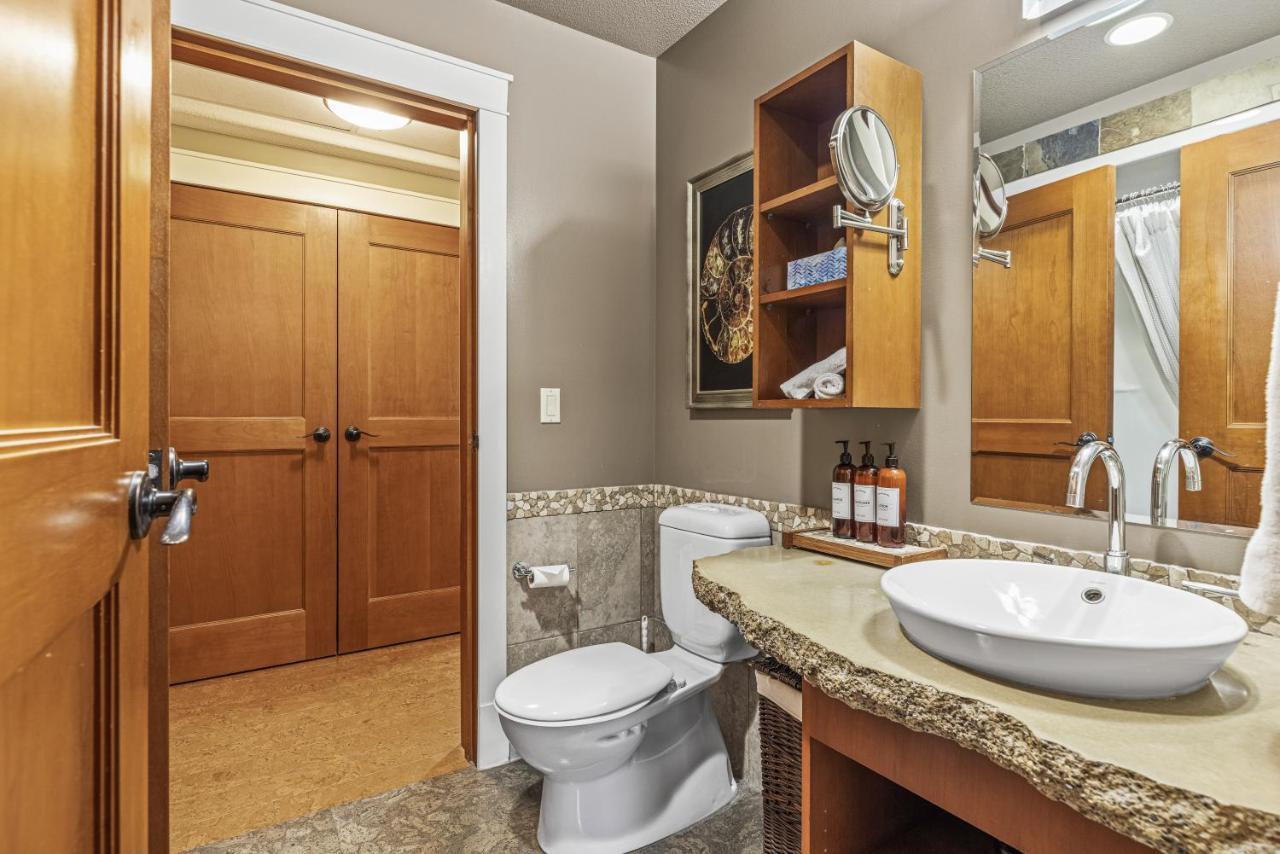 Sophisticated Mtn 2 Bedroom Pool Hot Tub Managed By Little Sister Getaways 坎莫尔 外观 照片